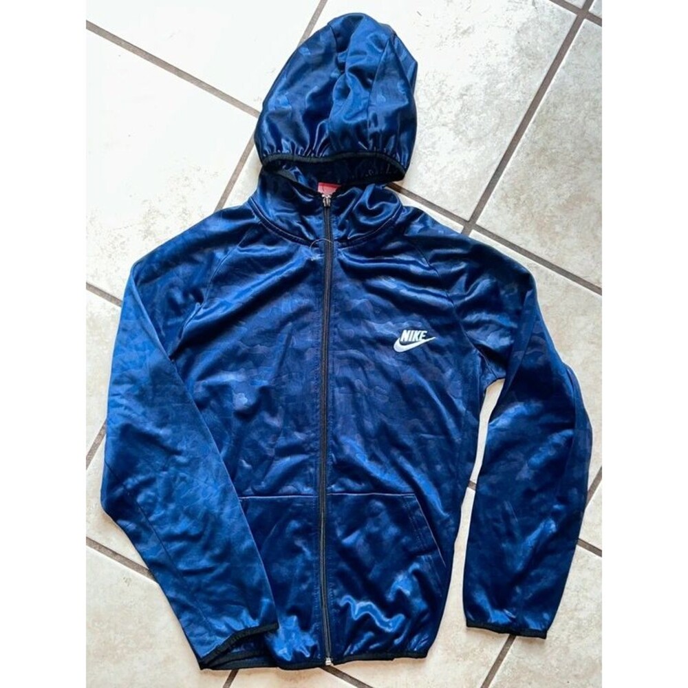 NWOT Men’s Nike Blue Camo Zip Up Jacket Size Small